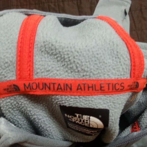 The North Face Hoodie Men's Large Mountain Athletics Gray Athletic Active Wear - Picture 14 of 15